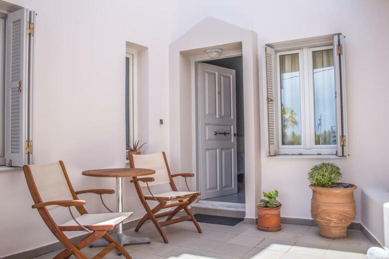 Hotel Alkyoni Studios