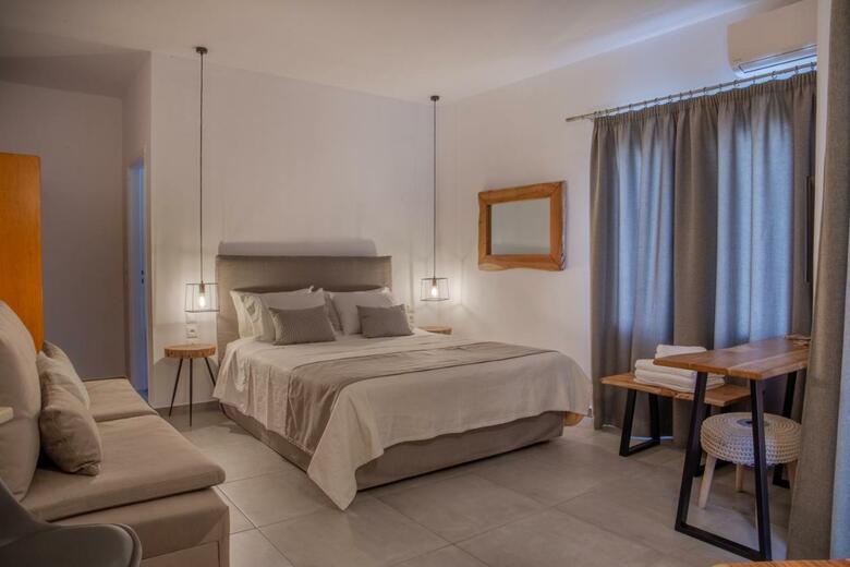 Hotel Alkyoni Studios