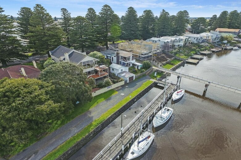 Shearwater Penthouse Apartment