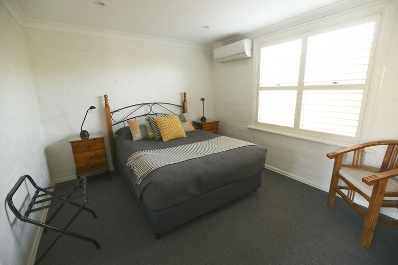 Country Apartments