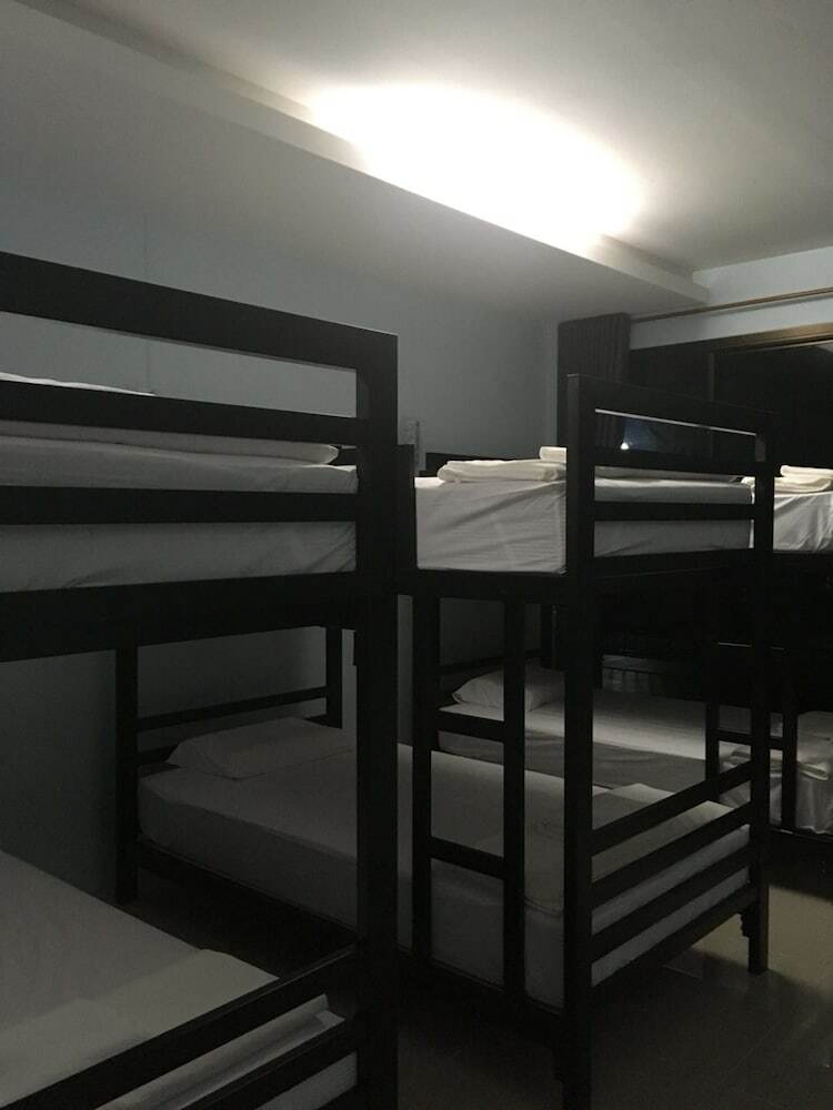 Hostal Khao Sok Secret - Hostel