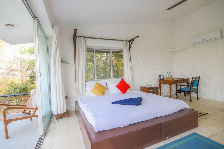 Hotel Beyond Stay Mahua Bagh Murud
