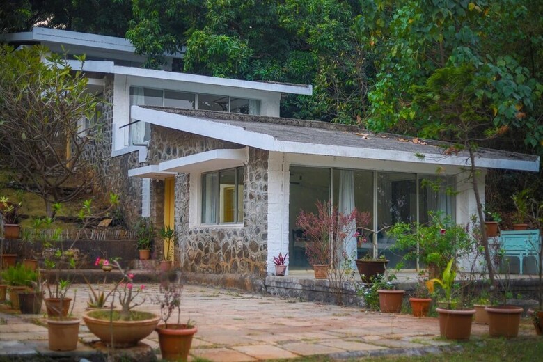 Hotel Beyond Stay Mahua Bagh Murud