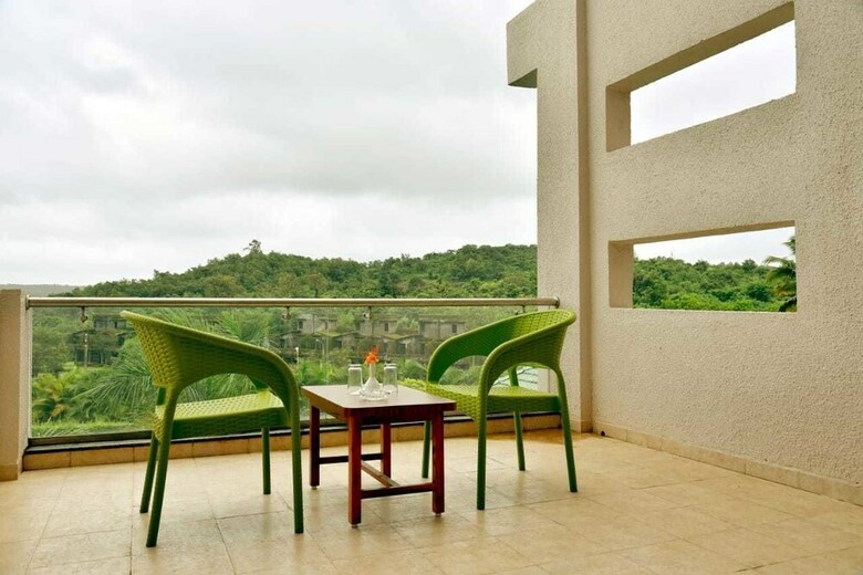 Hotel Sadhana Executive