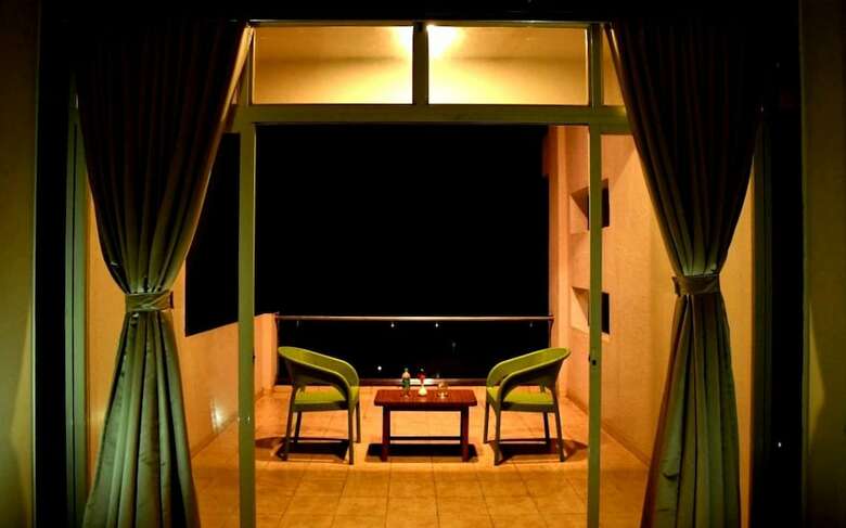 Hotel Sadhana Executive