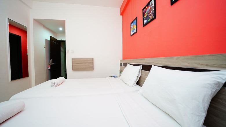 Amaia Hotel