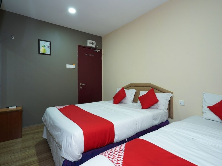 Oyo 1094 Q One Hotel Dengkil
