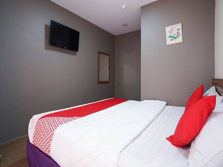 Oyo 1094 Q One Hotel Dengkil