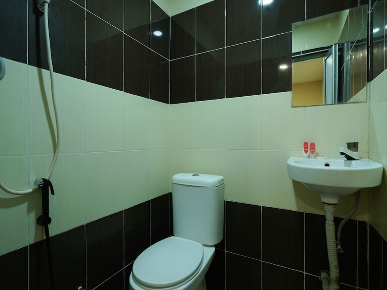 Oyo 1094 Q One Hotel Dengkil