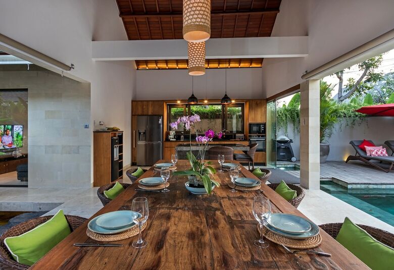 Villa Karang Berawa