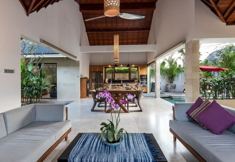 Villa Karang Berawa