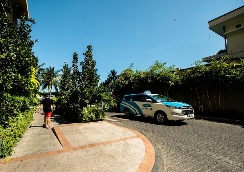 The Costa Serviced Apartment By Seaholiday