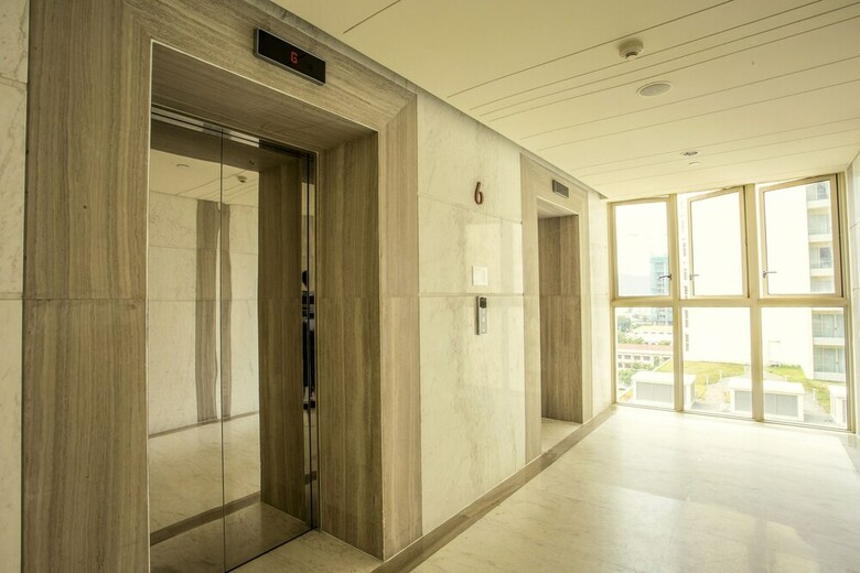 The Costa Serviced Apartment By Seaholiday