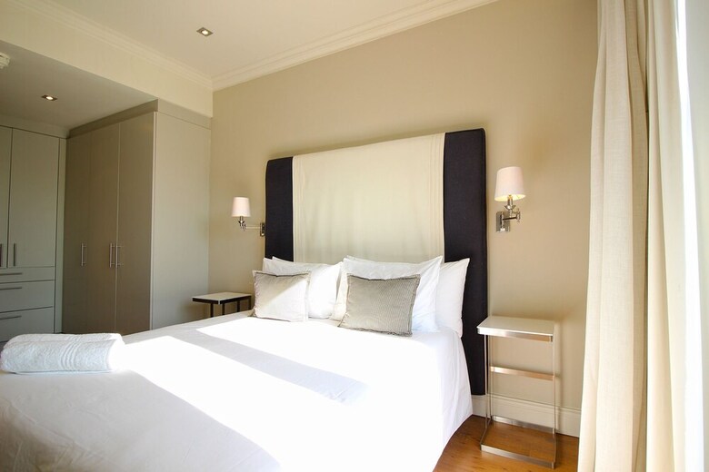 Apartamentos Cape Royale 203
