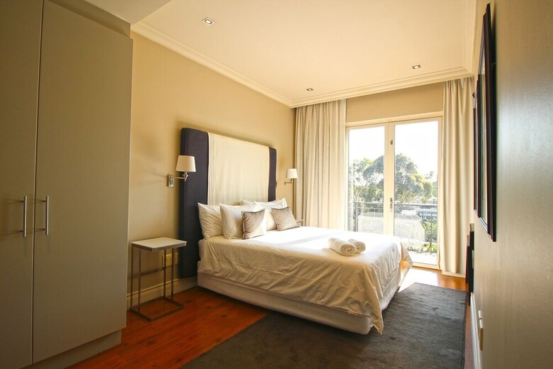 Apartamentos Cape Royale 203
