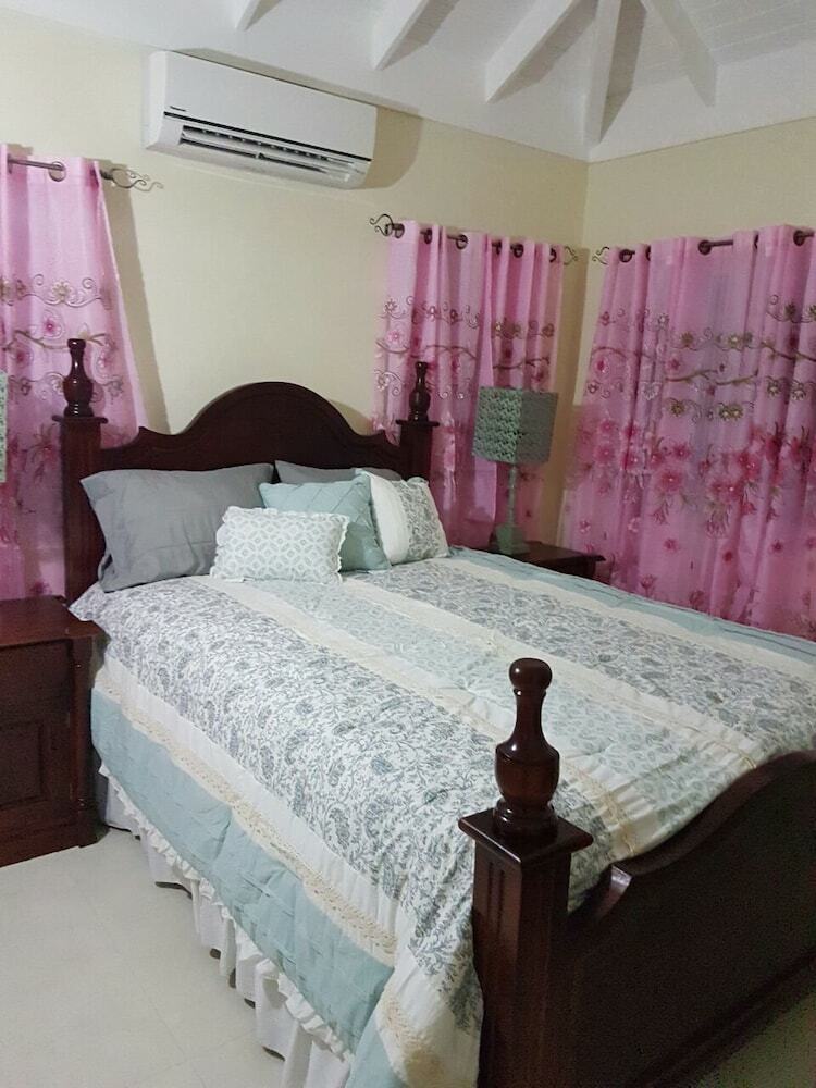 Ocho Rios Villa At Coolshade IX