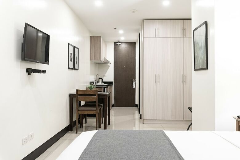 Artemis Place Makati Hotel