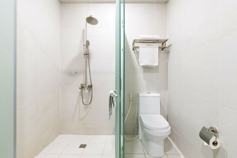 Artemis Place Makati Hotel