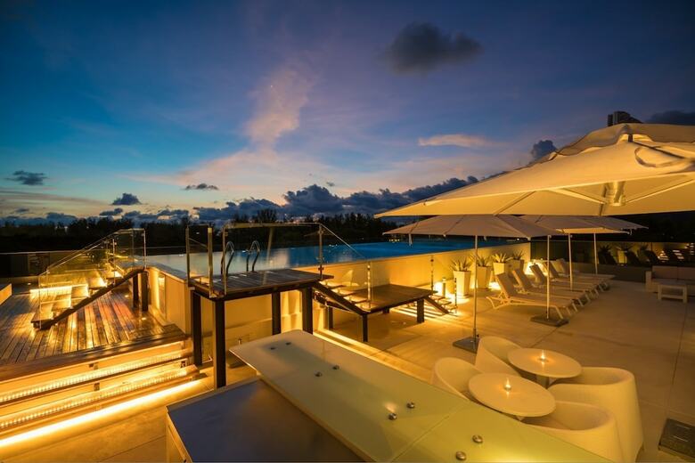 Hotel Oceanstone