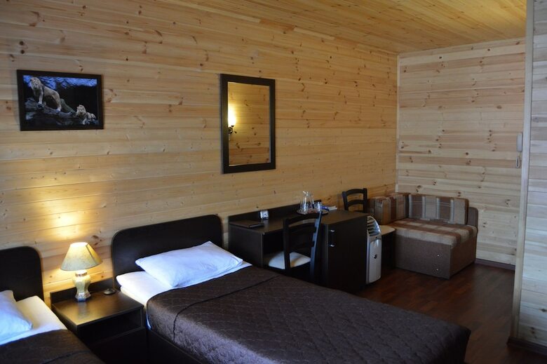 Club-hotel Spasatel Razvilka