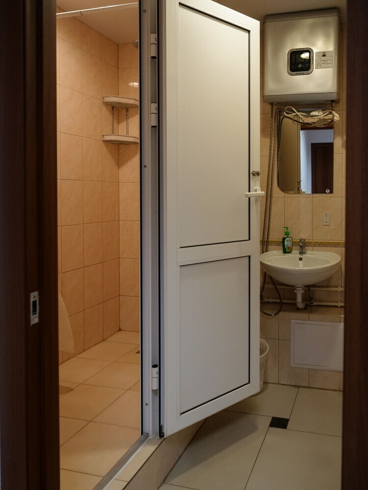 Hostal Hotel Friday - Hostel