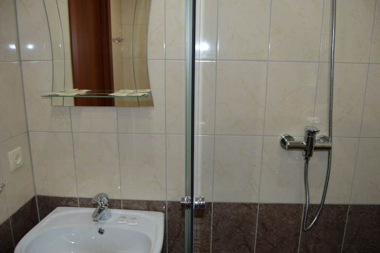 Hotel Spasatel V Besedah