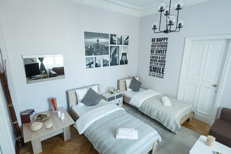 Apartamentos Kudrinskaya Tower