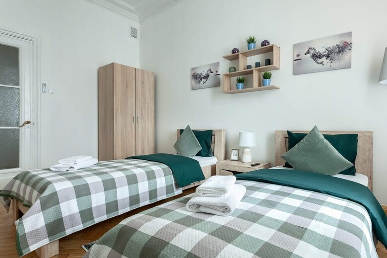 Apartamentos Kudrinskaya Tower