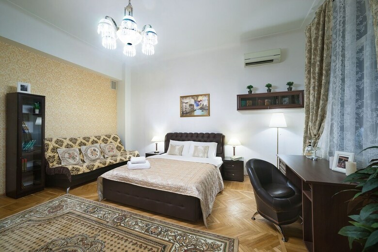 Hotel Red Square Guest House
