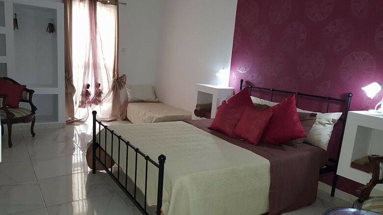 Apartamentos No. 67 House