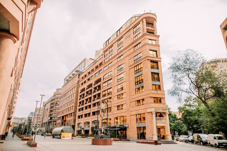 Golden Palace Hotel