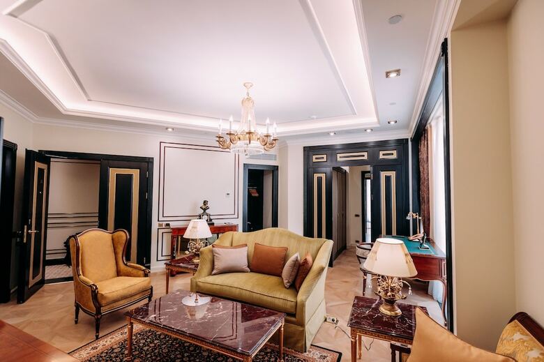Golden Palace Hotel