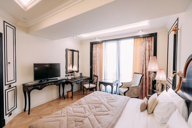 Golden Palace Hotel
