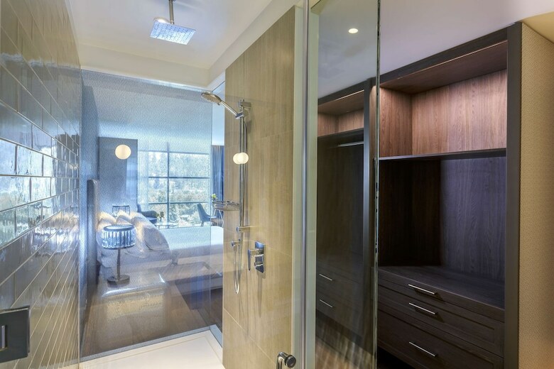 Hotel NH Collection Santiago Casacostanera