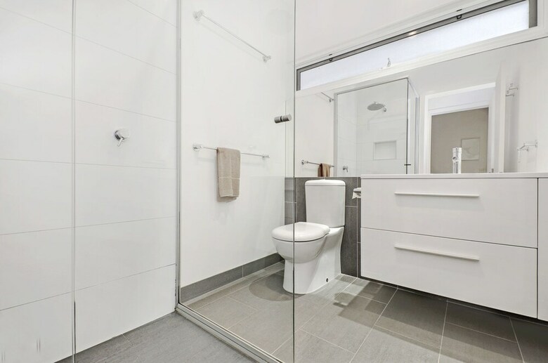 Boathouse Apartment