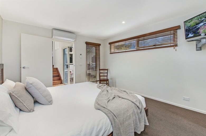 Castwood Villa No. 1