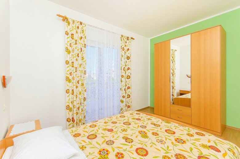 Apartments Biserka