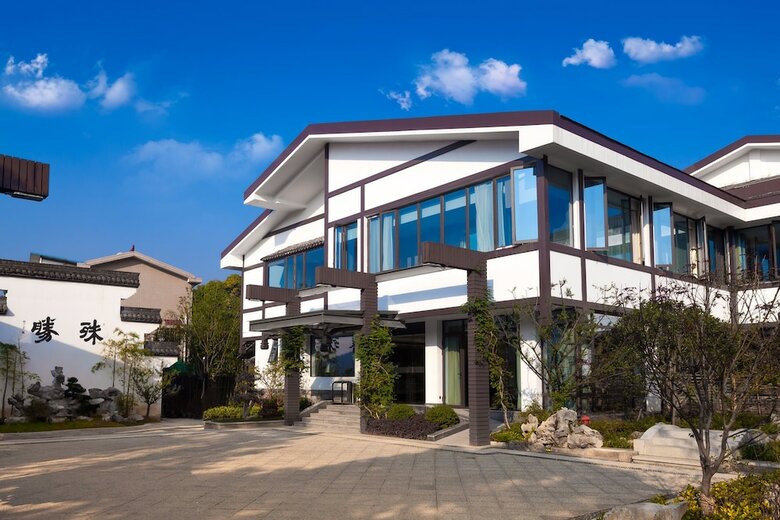 Admirable Day Hotel