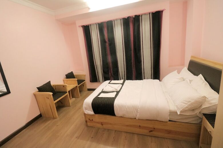 Hotel Easy Homes