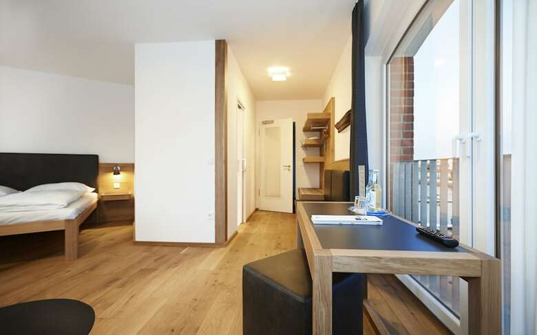 Im-jaich Ohg Hotel Bremerhaven