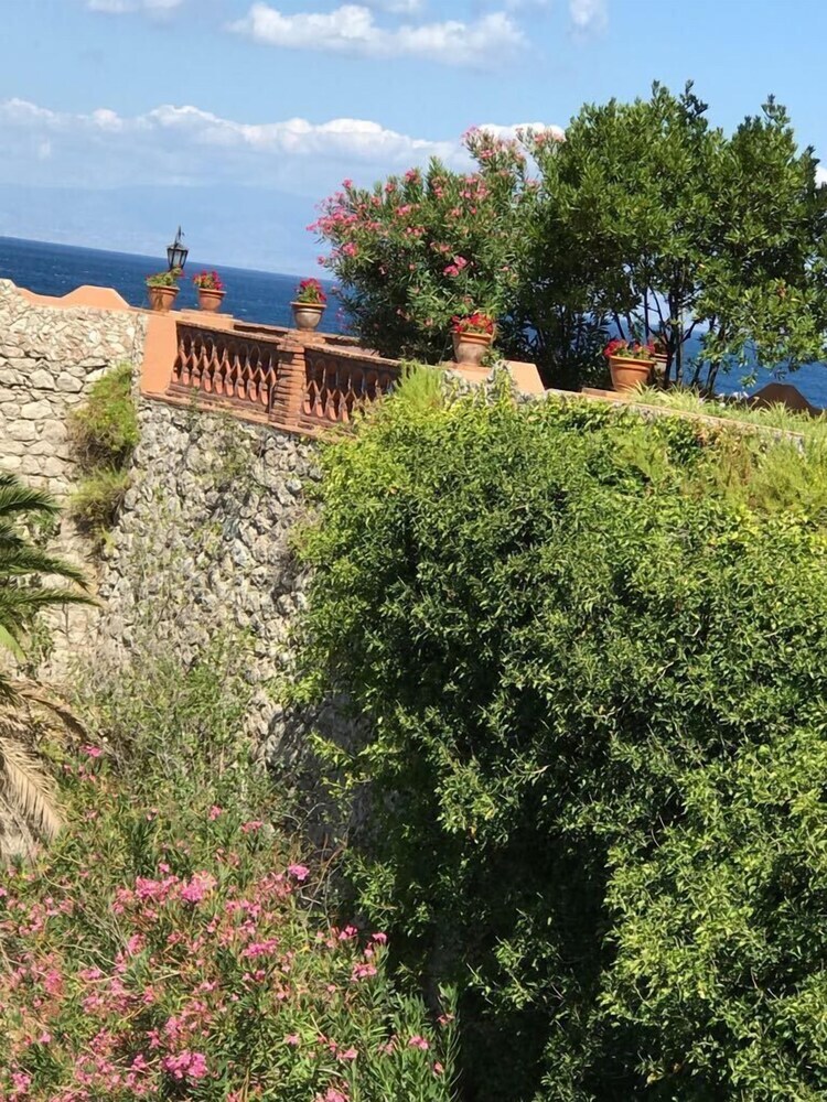 Villa Exclusive Property Taormina