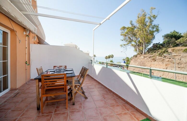 Apartamentos Rubarsal Canovas Nerja