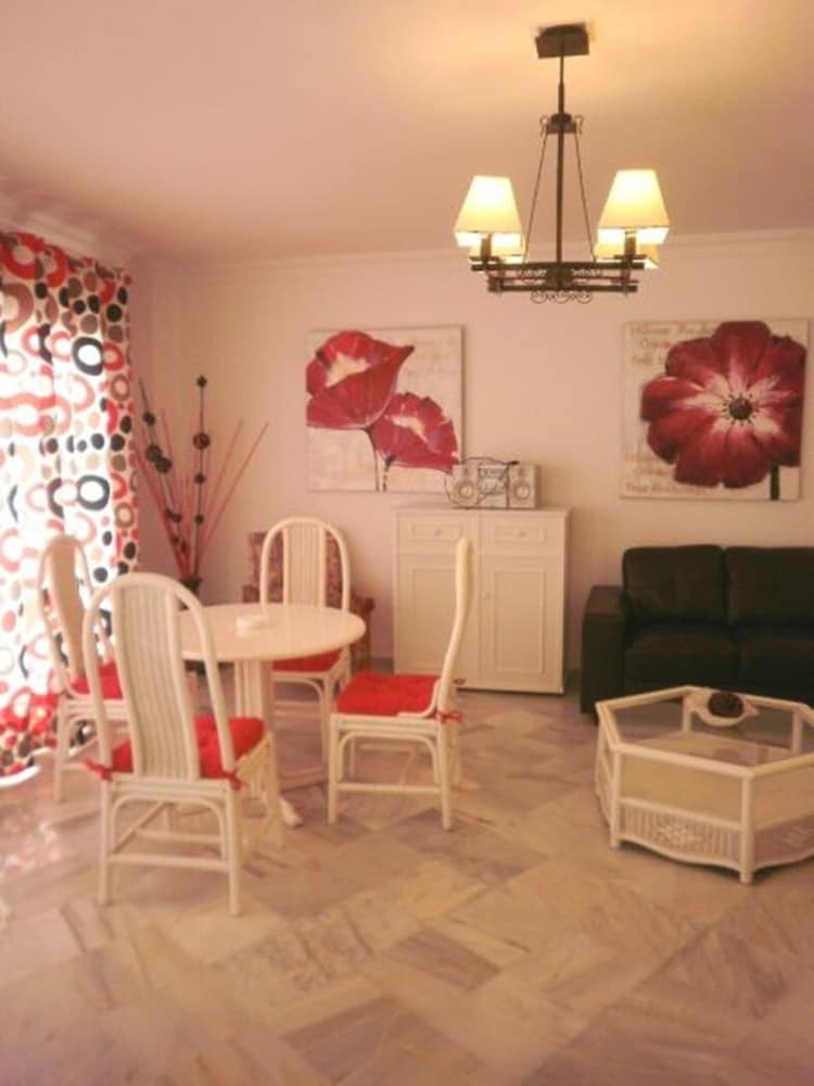 Apartamentos Stella Maris Canovas Nerja