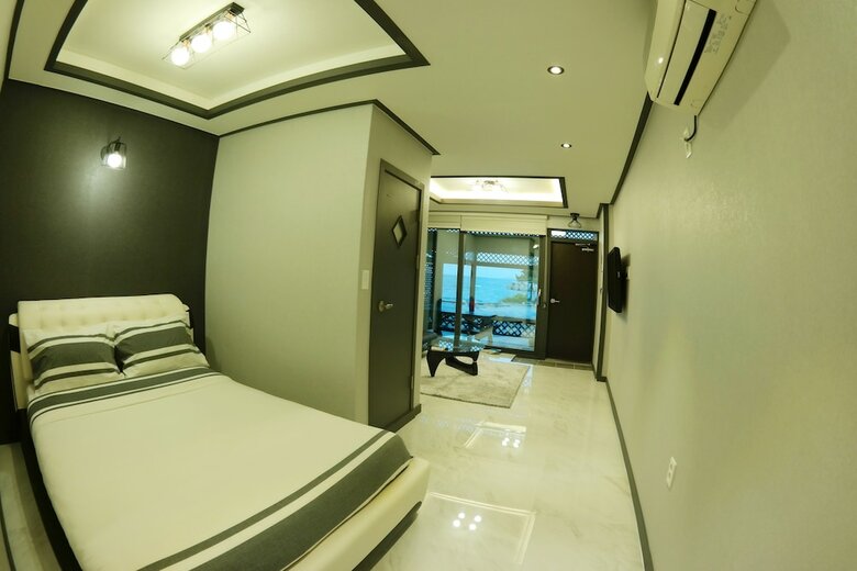 Whitebeach-pension