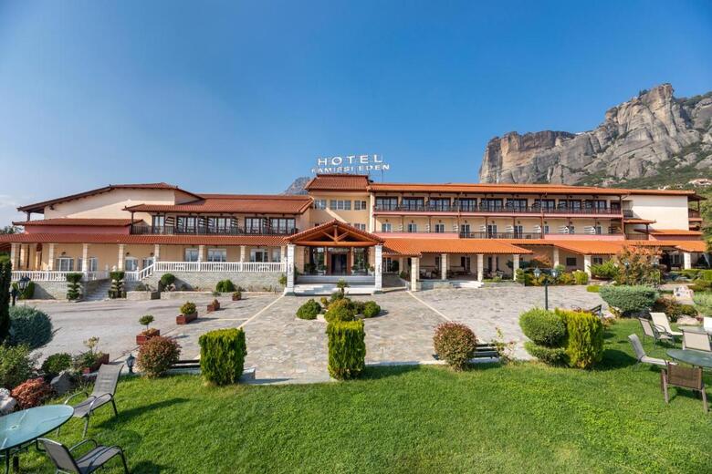 Famissi Eden Hotel