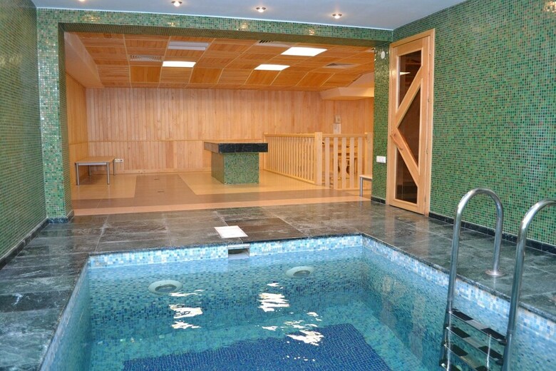 Atlantis Hotel