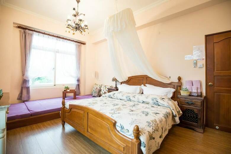Bed & Breakfast Paris Lovers