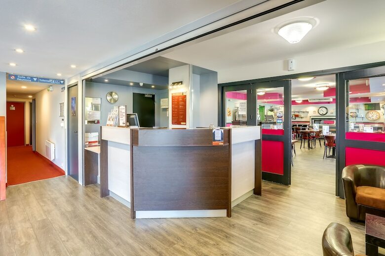 Hotel Initial By Balladins Amiens / Longueau