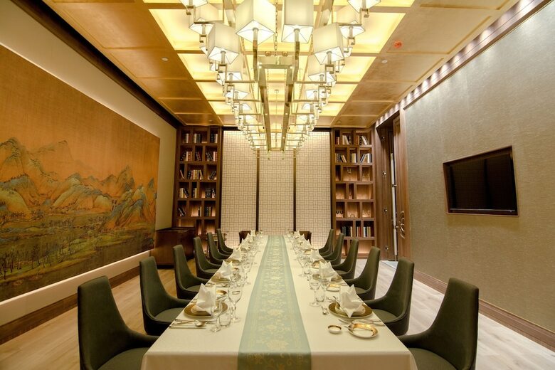 Weihaiwei Hotel
