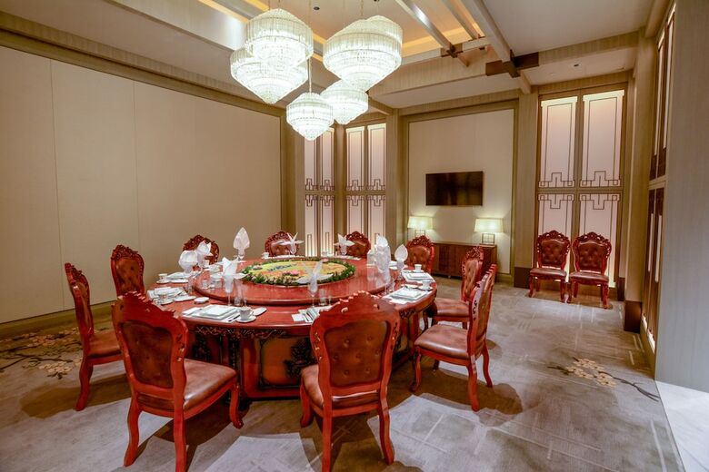 Weihaiwei Hotel